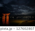 宮島の夜 127602807