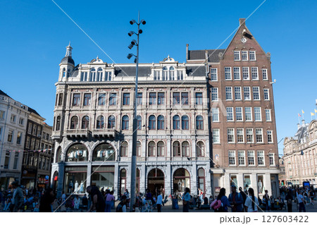 アムステルダム・ダム広場(Dam Square)/オランダ アムステルダム・ダム広場(Dam Square)/オランダ 127603422