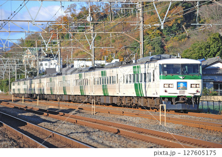 東海道本線 二宮-大磯 JR東日本 185系 A8編成(大宮) 湘南ライナー 東海道本線 二宮-大磯 JR東日本 185系 A8編成(大宮) 湘南ライナー 127605175