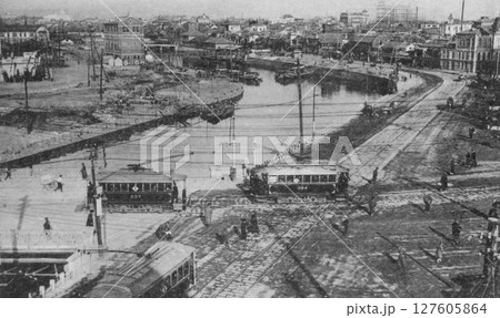 古写真　1907-1918年　東京　数寄屋橋と外濠川のパノラマ 127605864