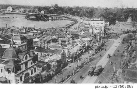 古写真 1907-1918年 東京 上野広小路と上野公園不忍池のパノラマ 古写真 1907-1918年 東京 上野広小路と上野公園不忍池のパノラマ 127605868