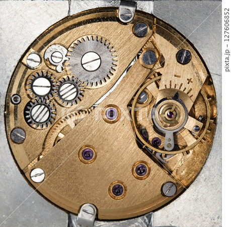 clockwork old mechanical watch, high resolution and detail clockwork old mechanical watch, high resolution and detail 127606852
