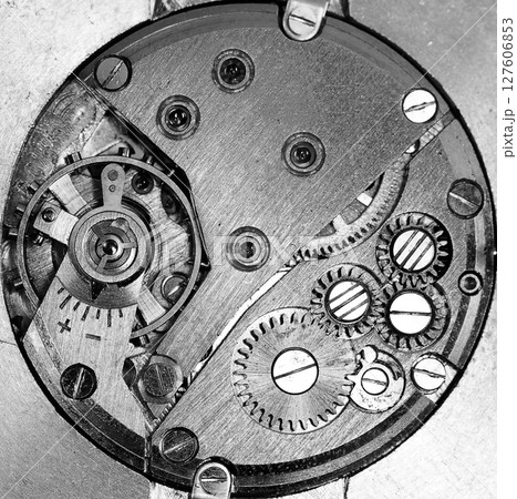 clockwork old mechanical watch, high resolution and detail clockwork old mechanical watch, high resolution and detail 127606853