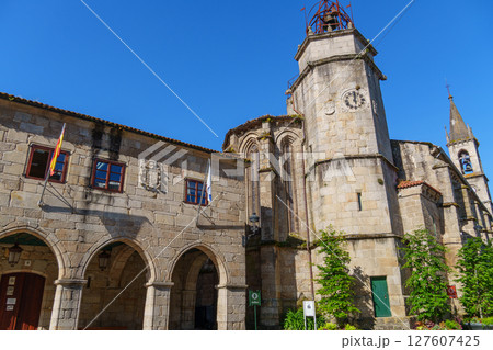 The city of Betanzos in Spain 127607425
