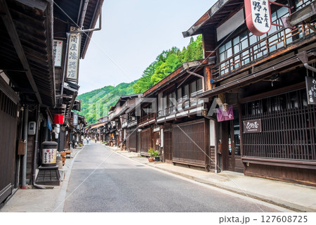 『奈良井宿 下町界隈』旧中山道 宿場町 （長野県塩尻市） 127608725