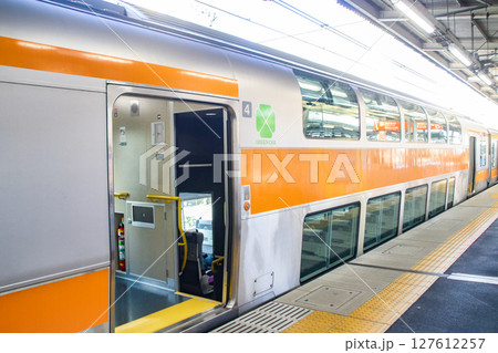 中央線・快速電車・グリーン車 127612257