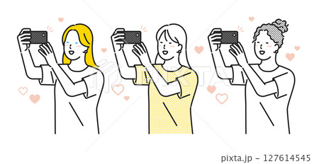 イラスト素材：嬉しそうにスマホで写真を撮る若い女性 127614545