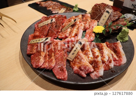焼肉 ご馳走 焼肉屋 神戸牛 ディナー カタログギフト 神戸ビーフ 晩御飯 牛肉 部位 焼肉 ご馳走 焼肉屋 神戸牛 ディナー カタログギフト 神戸ビーフ 晩御飯 牛肉 部位 127617880