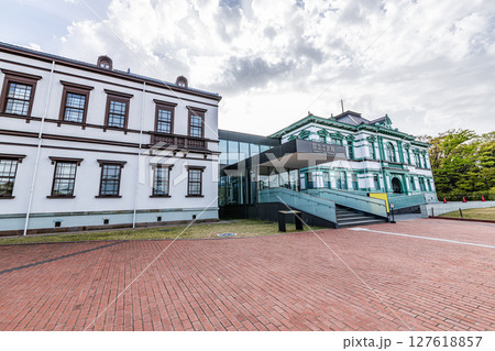 石川県金沢市　晴天の国立工芸館 127618857