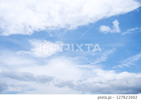 初夏の空 夏 青空 晴れ 6月 【神奈川県 秦野市】 初夏の空 夏 青空 晴れ 6月 【神奈川県 秦野市】 127621602