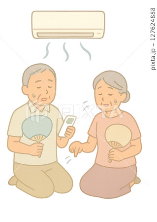 エアコンと扇子で暑さに耐える高齢夫婦, 室内熱中症を防ぐ高齢者の暑さ対策, 暑さに苦しむ高齢夫婦の夏 127624888