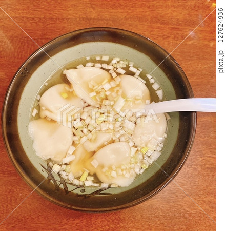 中華屋さんの水餃子 中華屋さんの水餃子 127624936