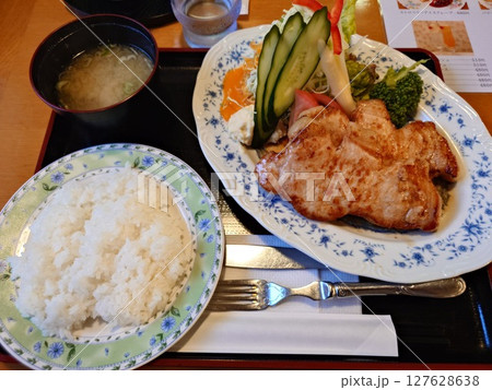しょうが焼き定食 127628638