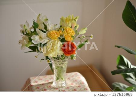 花瓶の花 127636969