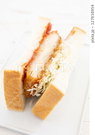 おいしいチキンカツサンド 127638954