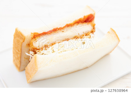 おいしいチキンカツサンド 127638964