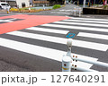 日本で撮影した横断歩道の写真。交通イメージ。 127640291