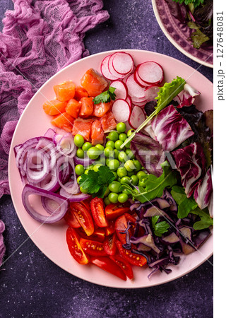 Ketogenic bowl with vegetables and salmon Ketogenic bowl with vegetables and salmon 127648081
