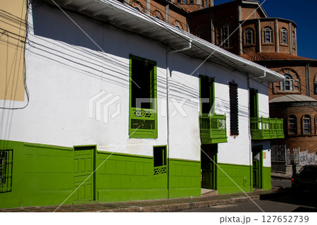 Beautiful streets of the Heritage Town of Jerico located in the Department of Antioquia in Colombia. 127652739