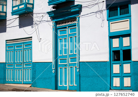 Beautiful streets of the Heritage Town of Jerico located in the Department of Antioquia in Colombia. 127652740