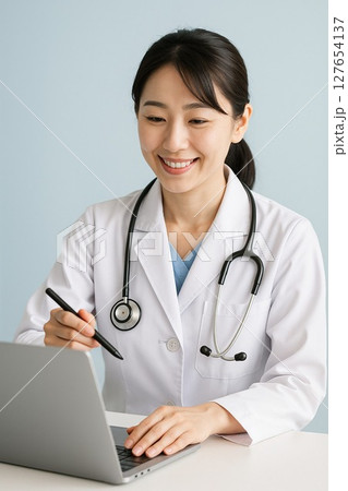 Online guidance, 医師が伝える安心のリモート診療 127654137