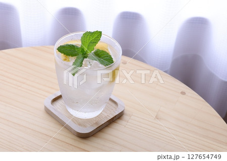 レモン水 レモン水 127654749