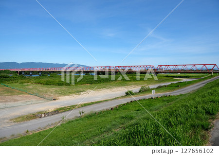 愛知県愛西市側から東海大橋1_2024年8月 127656102