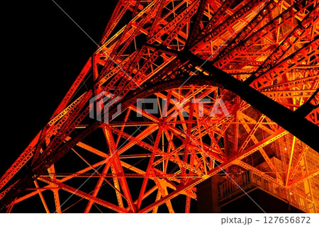 夜空に輝く東京タワー 夜空に輝く東京タワー 127656872