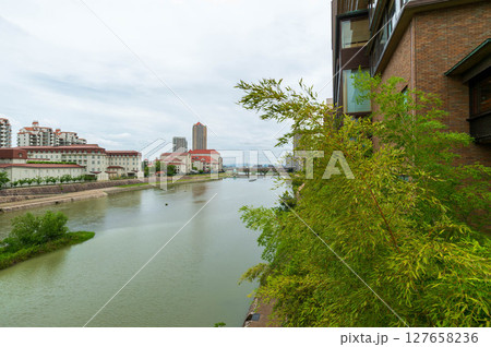 観光ダム 127658236