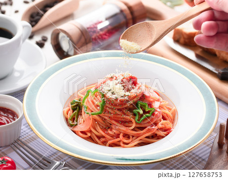 ナポリタン スパゲッティ 127658753