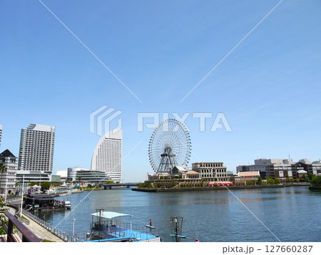 みなとみらいの風景 127660287