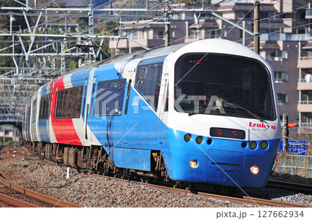 東海道本線　真鶴　伊豆急行　2100系　R-5編成　アルファリゾート21 127662934