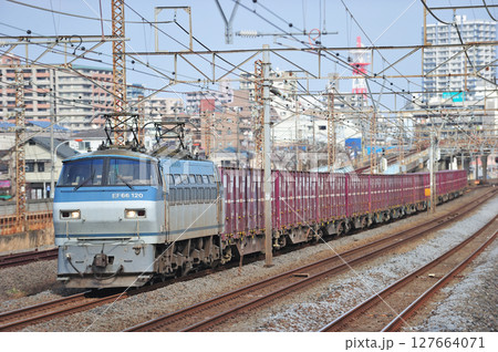 東海道本線　相模貨物　JR貨物　EF66-120（吹田） 127664071