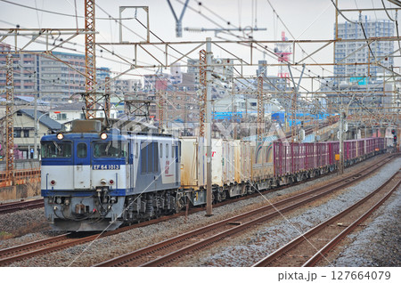 東海道本線　相模貨物　JR貨物　EF64-1013（愛知） 127664079