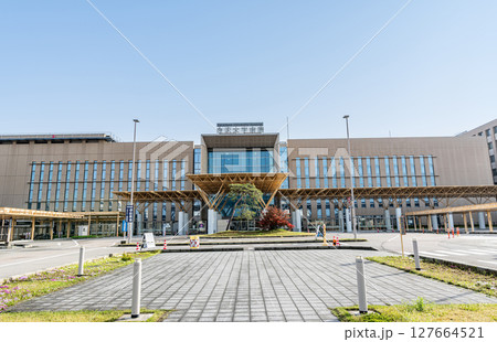 石川県金沢市　金沢大学附属病院 127664521