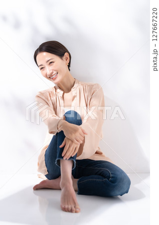 日差し　ビューティー　夏 127667220