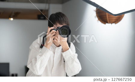 フォトグラファー　撮影　スタジオ 127667250