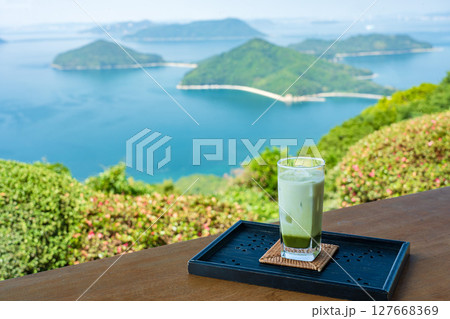 紫雲出山山頂のカフェからの景色 127668369