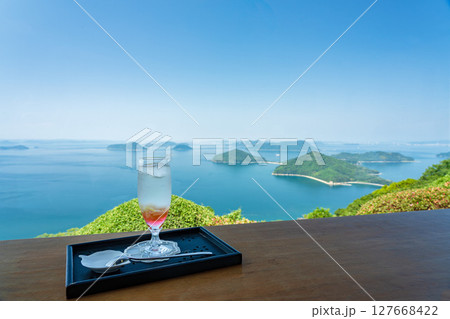 紫雲出山山頂のカフェからの景色 127668422