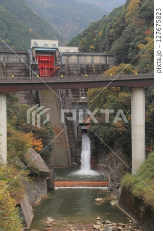 愛媛県新居浜市 鹿森ダムとループ橋 愛媛県新居浜市 鹿森ダムとループ橋 127675823