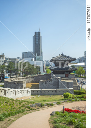 東大門(興仁之門)-縦 東大門(興仁之門)-縦 127677614