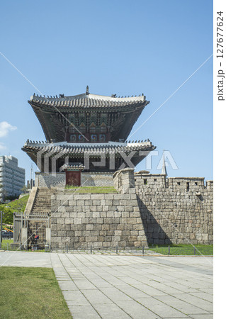 東大門（興仁之門）-縦 127677624