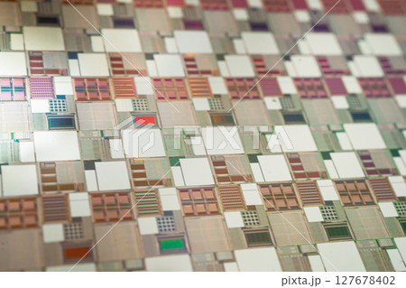 Silicon wafer for manufacturing semiconductor of integrated circuit. 127678402