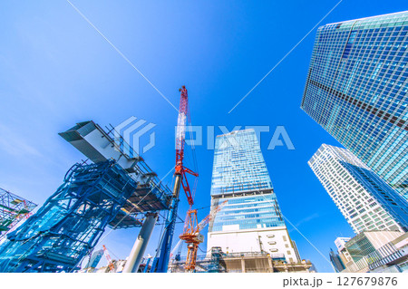 日本の東京都市景観 新橋脚出現！…完全消滅、さよなら渋谷駅西口。中央のビルも完全に解体…＝22日 127679876