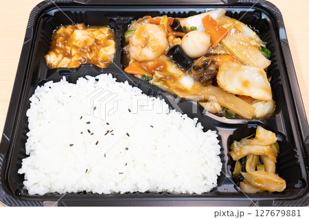 美味しい八宝菜中華弁当 美味しい八宝菜中華弁当 127679881