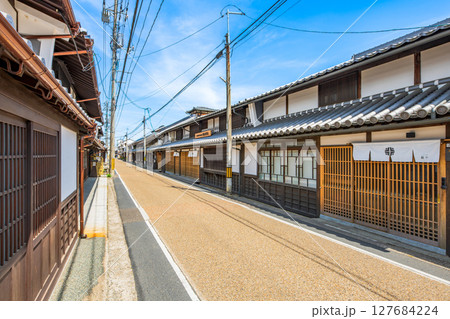 岡山県　津山市　城東地区の町並み 127684224