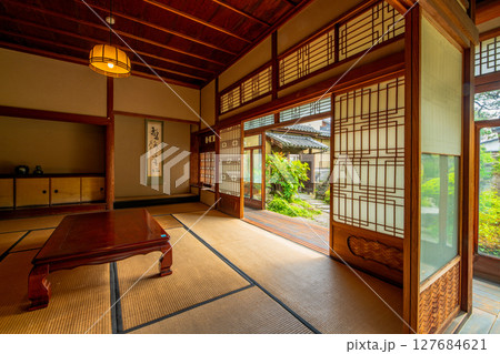 岡山県　津山市　城東地区　旧梶村家住宅 127684621