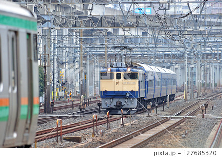 東北本線 尾久-赤羽 JR東日本 EF65-1105(田端)+24系(尾久) 黒磯訓練 東北本線 尾久-赤羽 JR東日本 EF65-1105(田端)+24系(尾久) 黒磯訓練 127685320
