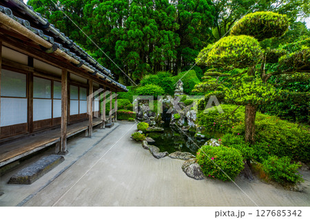 鹿児島県　知覧麓の町並み　森重堅氏庭園 127685342