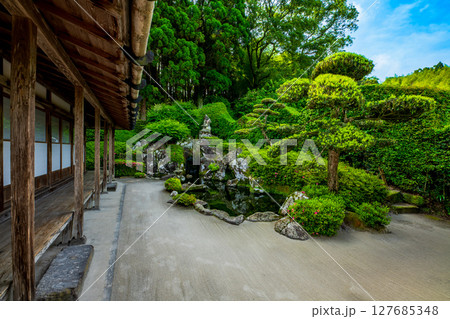 鹿児島県　知覧麓の町並み　森重堅氏庭園 127685348